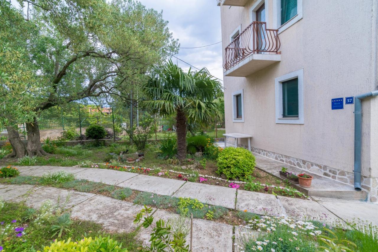 Apartments Bepina Biograd na Moru Kültér fotó