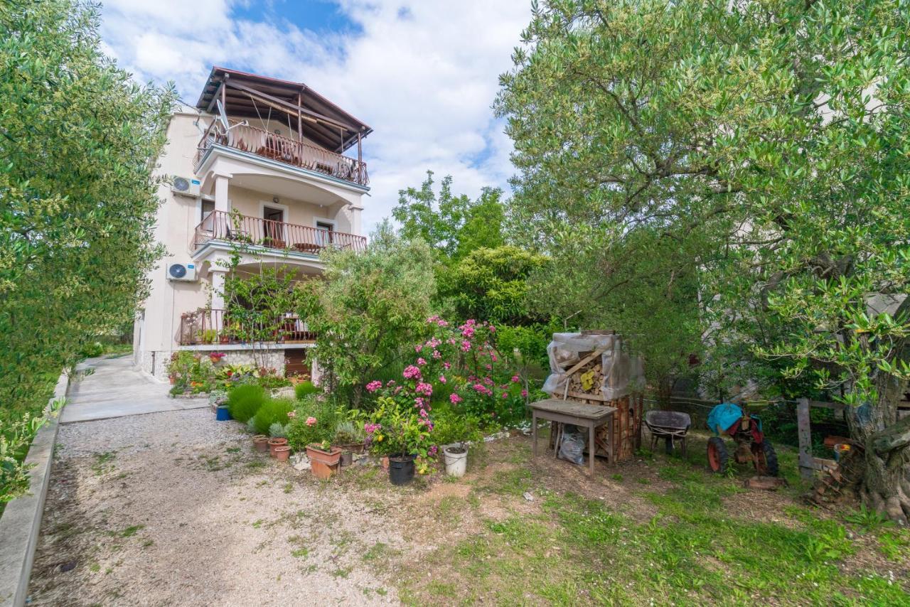 Apartments Bepina Biograd na Moru Kültér fotó