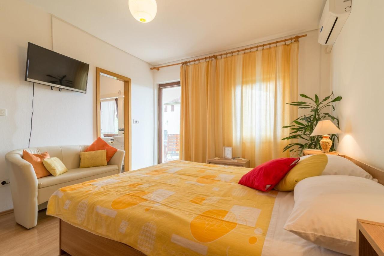 Apartments Bepina Biograd na Moru Kültér fotó