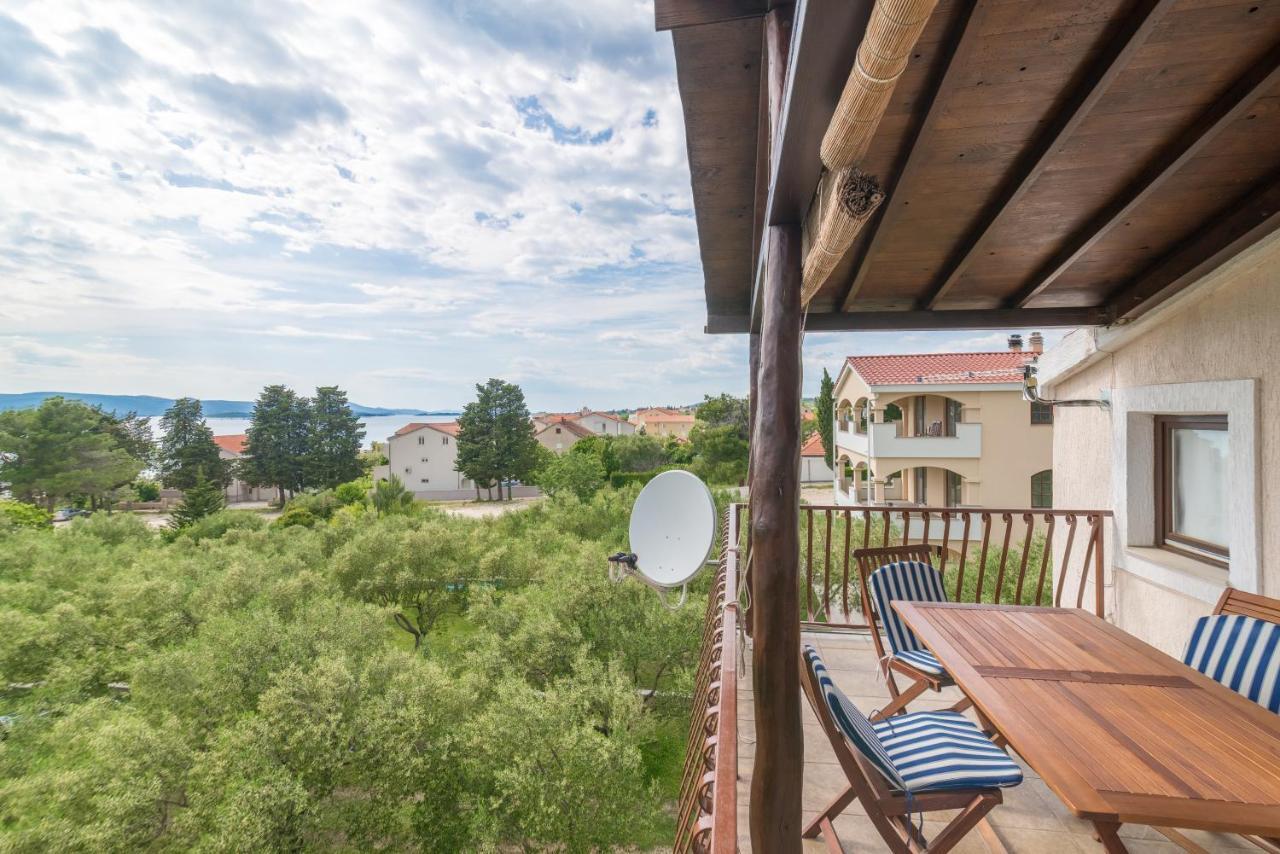 Apartments Bepina Biograd na Moru Kültér fotó